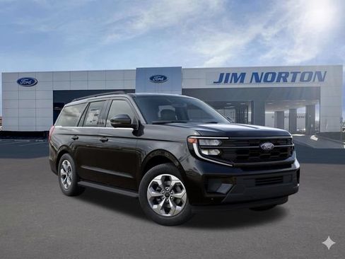 New 2027 Ford Expedition Active RWD image 6