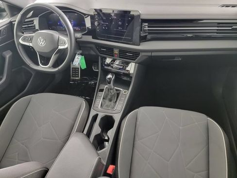 Used 2025 Volkswagen Jetta Sport FWD image 32