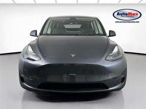 Used 2023 Tesla Model Y Performance image 7