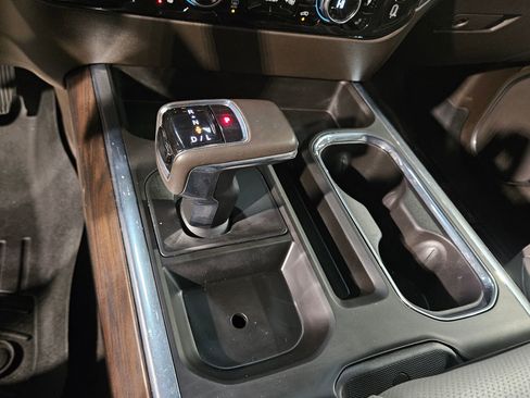 Used 2023 GMC Sierra 1500 SLT w/ SLT Premium Plus Package image 33