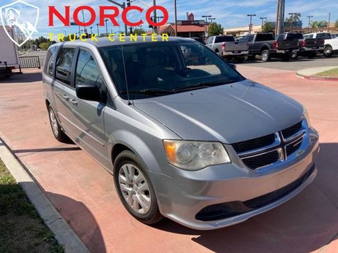 Used 2014 Dodge Grand Caravan SE w/ Quick Order Package 29E SE image 2