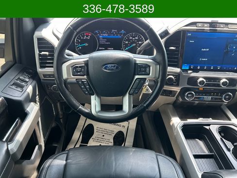 Used 2022 Ford F250 Lariat w/ Lariat Value Package AWD/4WD image 13
