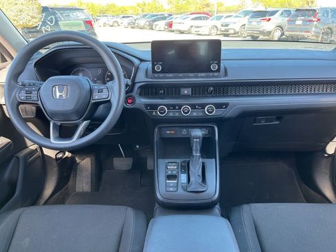 Used 2024 Honda CR-V EX image 13