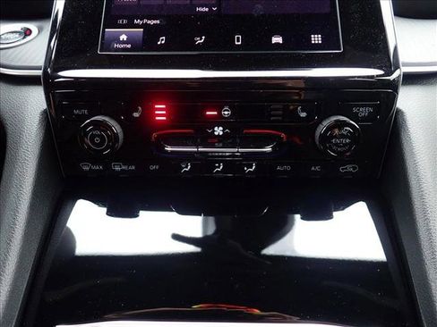 New 2026 Jeep Grand Cherokee Laredo X image 20