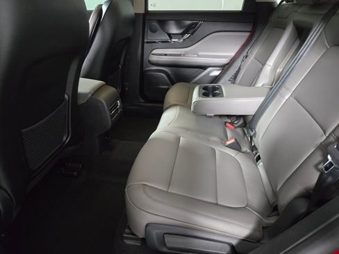 New 2026 Lincoln Corsair Premiere image 13