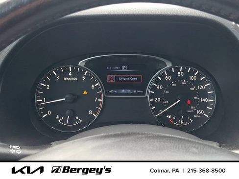 Used 2018 Nissan Pathfinder Platinum AWD/4WD image 24