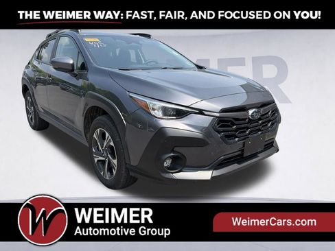 Used 2026 Subaru Crosstrek 2.5i Premium AWD/4WD image 3