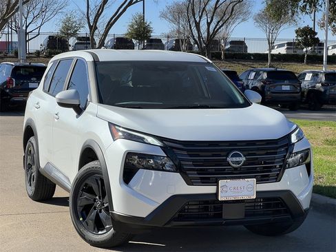 New 2026 Nissan Rogue SV image 2