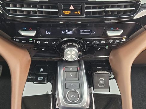 Certified 2026 Acura MDX FWD w/ Technology Package image 18