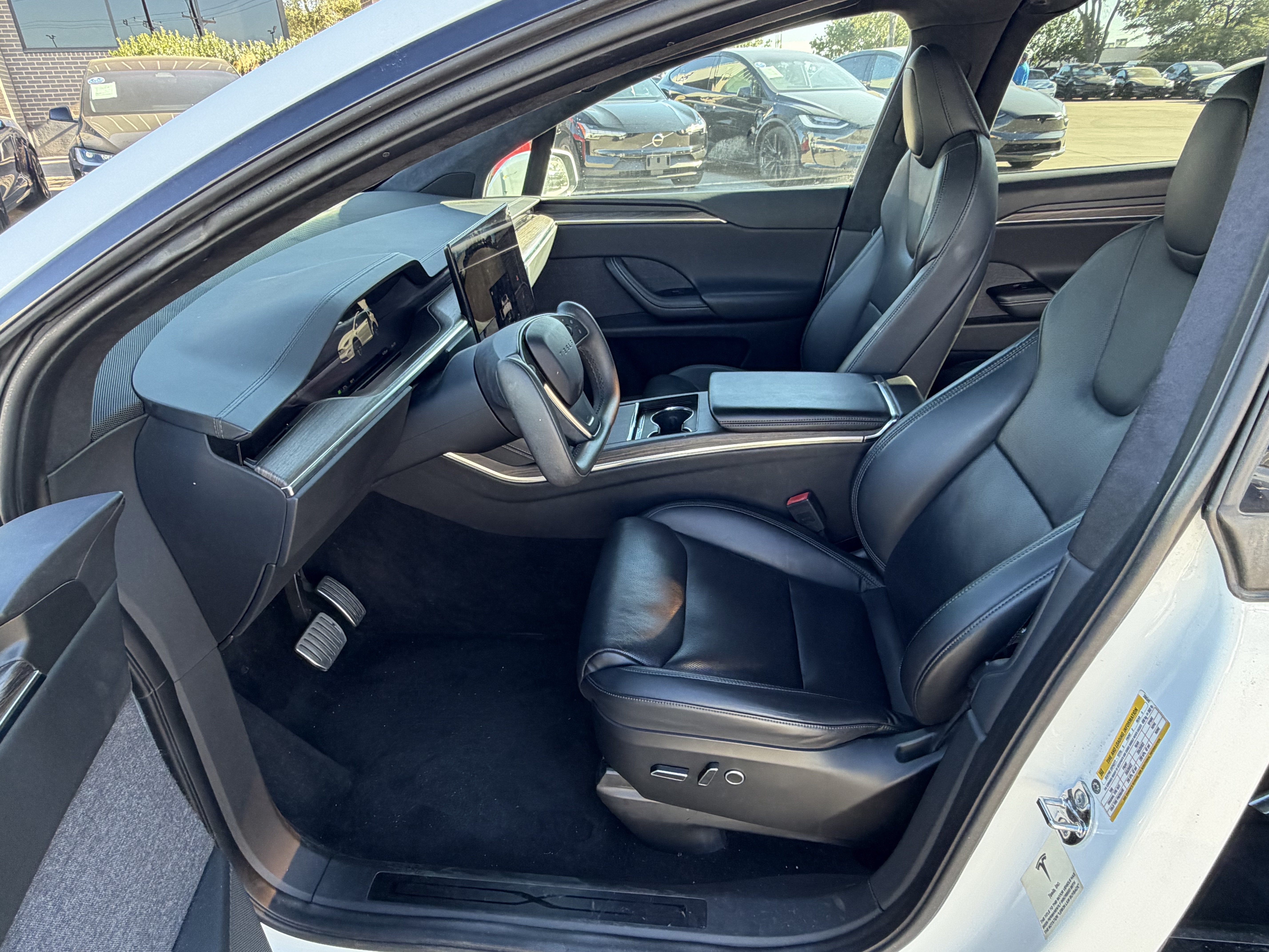 Used 2022 Tesla Model X AWD/4WD image 4