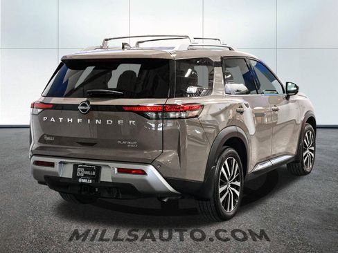Used 2024 Nissan Pathfinder Platinum w/ Cargo Package image 7