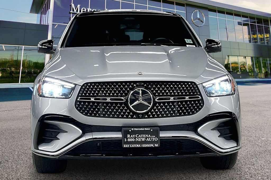 Used 2026 Mercedes-Benz GLE 450 4MATIC Coupe image 3