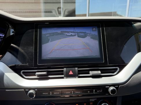Used 2022 Kia Niro LX FWD image 19