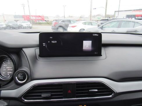 Used 2023 MAZDA CX-9 Touring image 21