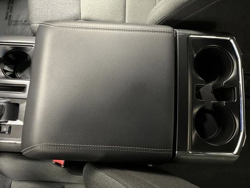 Used 2025 Ford F150 Lightning XLT image 20