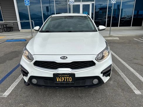 Used 2020 Kia Forte LXS FWD image 4