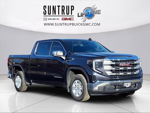 Used 2022 GMC Sierra 1500 SLE image 1