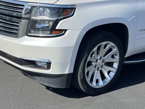 Used 2018 Chevrolet Tahoe Premier AWD/4WD image 9