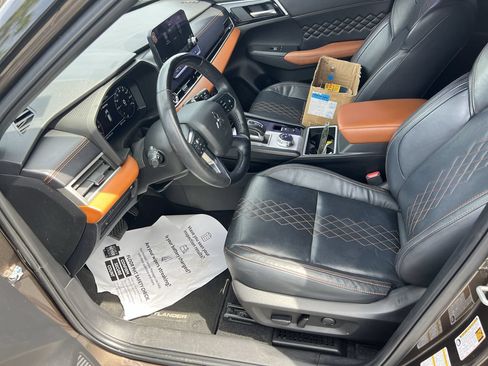Used 2022 Mitsubishi Outlander SEL FWD image 16