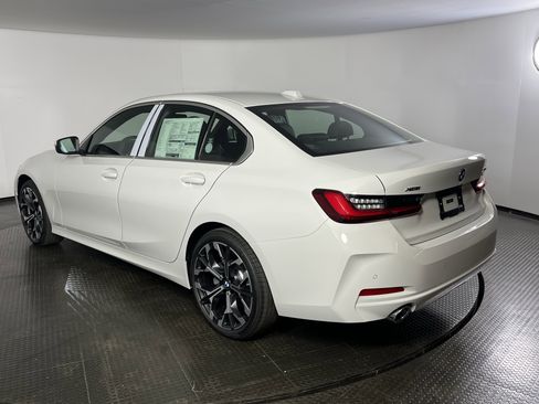 New 2026 BMW 330i xDrive Sedan w/ Premium Package image 5