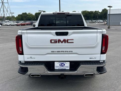 Used 2022 GMC Sierra 1500 SLT w/ SLT Premium Plus Package AWD/4WD image 4