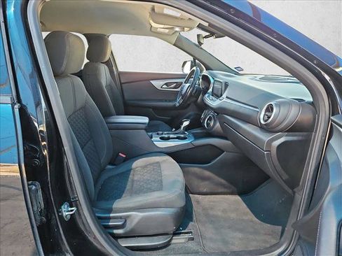 Used 2020 Chevrolet Blazer LT AWD/4WD image 19