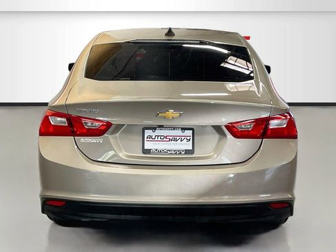 Used 2022 Chevrolet Malibu LS FWD image 6