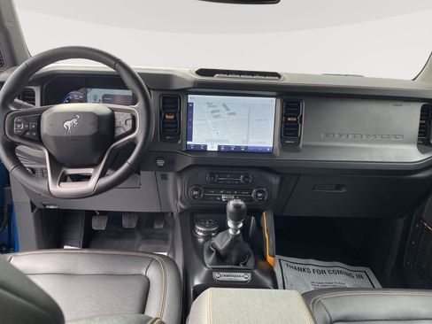 Used 2024 Ford Bronco Badlands image 25