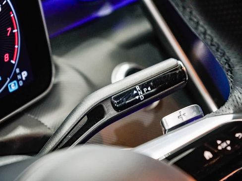 Used 2023 Mercedes-Benz C 300 Sedan image 21