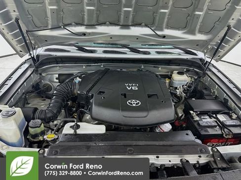 Used 2008 Toyota FJ Cruiser 4WD image 27