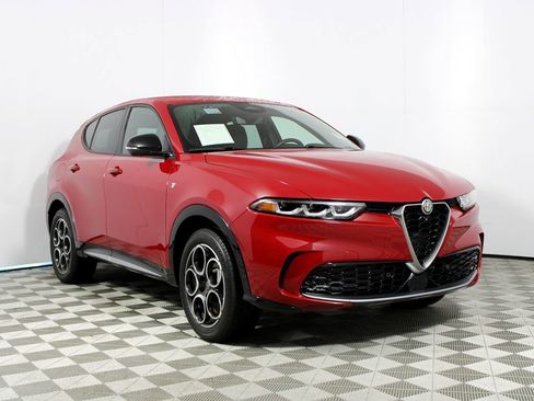 Used 2024 Alfa Romeo Tonale Ti w/ Active Assist Package image 34