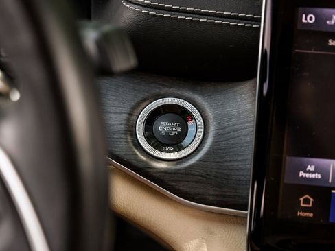 Used 2022 Jeep Grand Cherokee L Limited RWD image 30