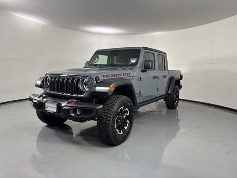 Used 2026 Jeep Gladiator Rubicon AWD/4WD image 2