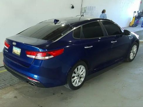 Used 2017 Kia Optima LX w/ Option Group 014 FWD image 2