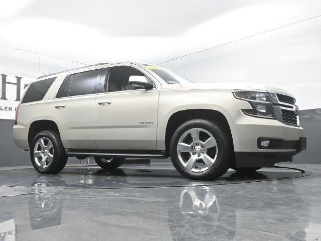 Used 2016 Chevrolet Tahoe LT w/ Luxury Package AWD/4WD image 2