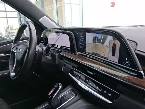 Used 2023 Cadillac Escalade ESV Sport Platinum w/ LPO, Floor Liner Package image 11