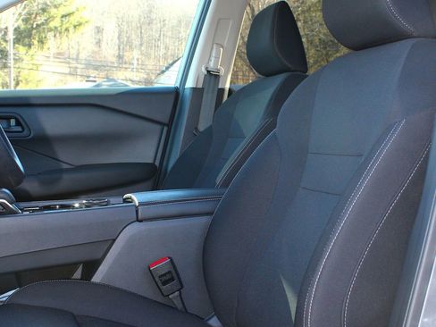 Used 2026 Nissan Rogue S image 18