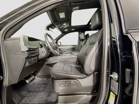 Used 2025 Cadillac Escalade V w/ LPO, Floor Liner Package AWD/4WD image 21