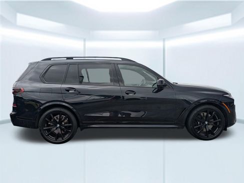 Used 2025 BMW X7 xDrive40i w/ Executive Package AWD/4WD image 2