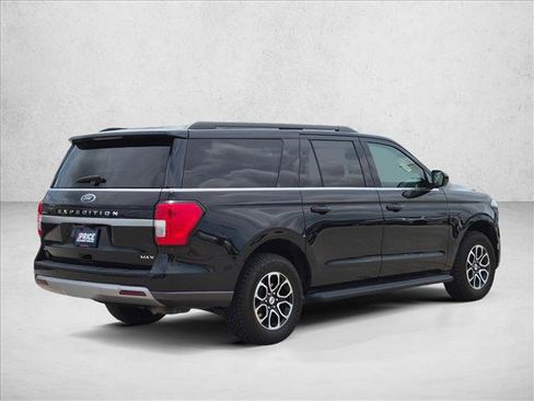 Used 2024 Ford Expedition Max XLT RWD image 5