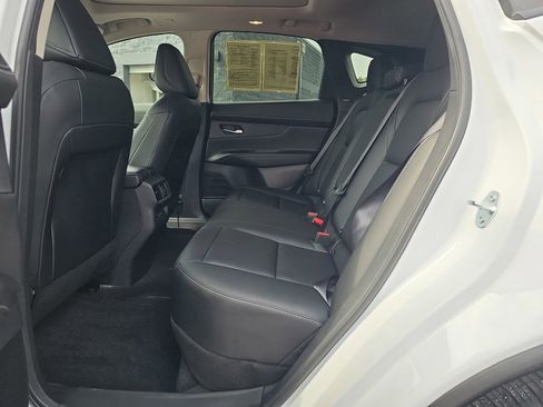 Used 2025 Nissan Murano SL AWD/4WD image 16