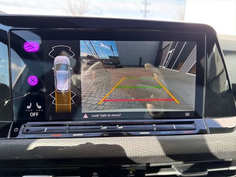 Certified 2024 Volkswagen GTI SE image 22