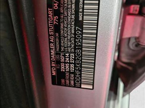 Used 2016 Mercedes-Benz E 350 Sedan image 25