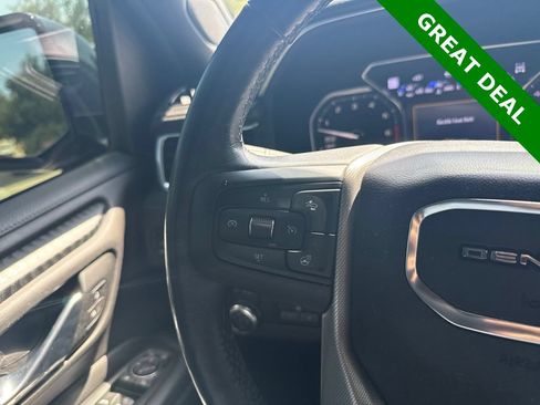 Used 2021 GMC Yukon XL Denali w/ Denali Ultimate Package AWD/4WD image 26