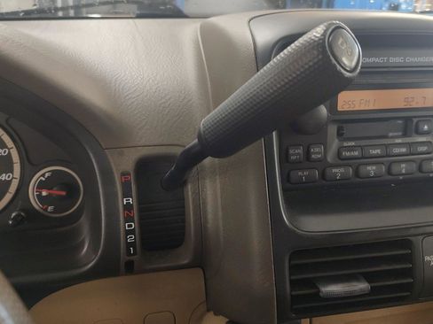 Used 2005 Honda CR-V EX image 8