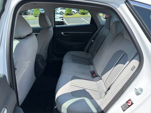 Used 2022 Hyundai Sonata SE FWD image 10