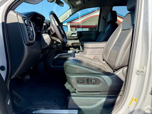 Used 2020 Chevrolet Silverado 1500 RST w/ Diesel Off-Road Package AWD/4WD image 9