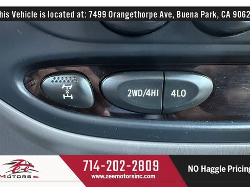 Used 2006 Toyota Sequoia SR5 AWD/4WD image 31