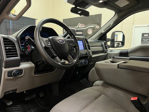 Used 2021 Ford F250 XLT AWD/4WD image 28
