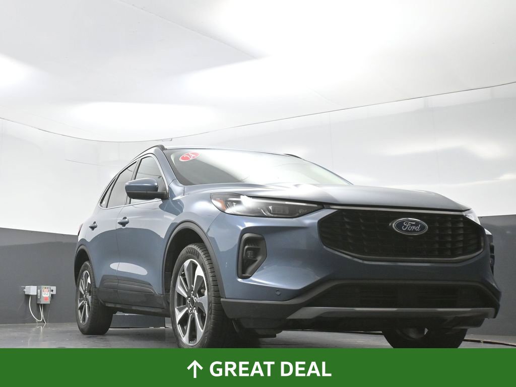 Used 2024 Ford Escape Platinum AWD/4WD image 56